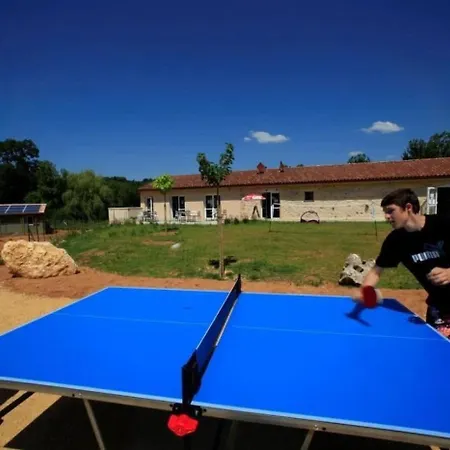 Horská chata Zecamping 3 Chiens Acceptes Piscine Chauffee A Flanc De Colline Cazals (Lot)
