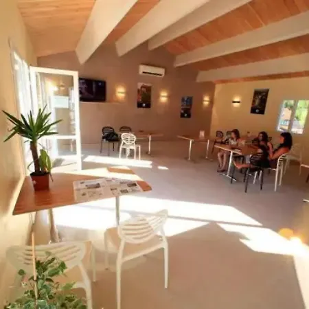 3 Etoiles - Piscine Chauffee A Flanc De Colline *
