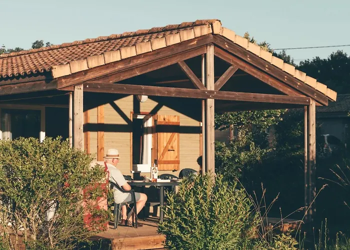 Alpehytte 3 Etoiles - Piscine - Eebbie Cazals (Lot)