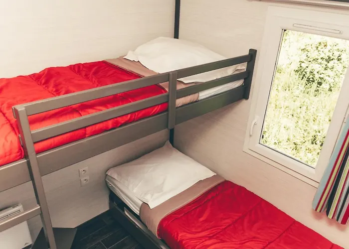 3 Etoiles - Piscine - Eebbie